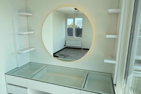 HKN-Makeup Tafel